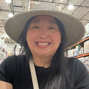 Meet your Posher, Lisa